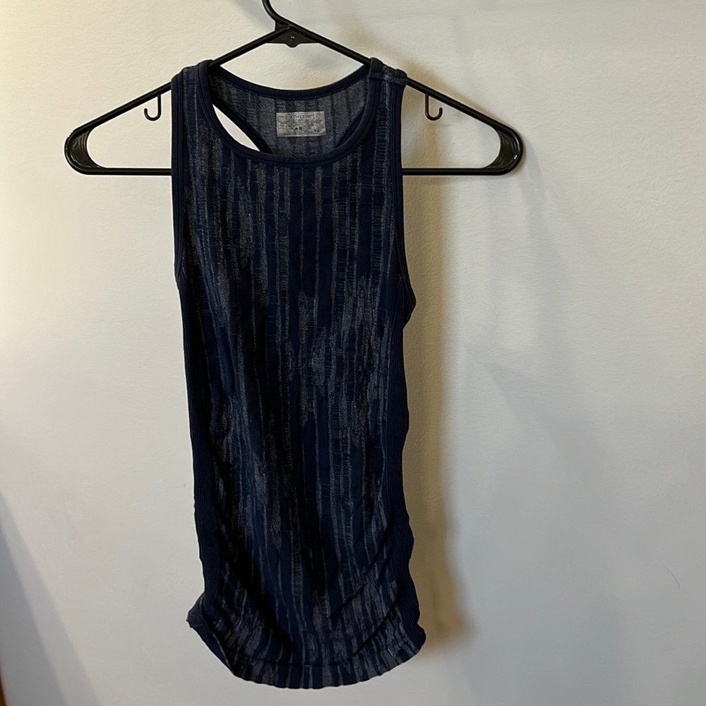 Athleta movement tank sz XS, navy